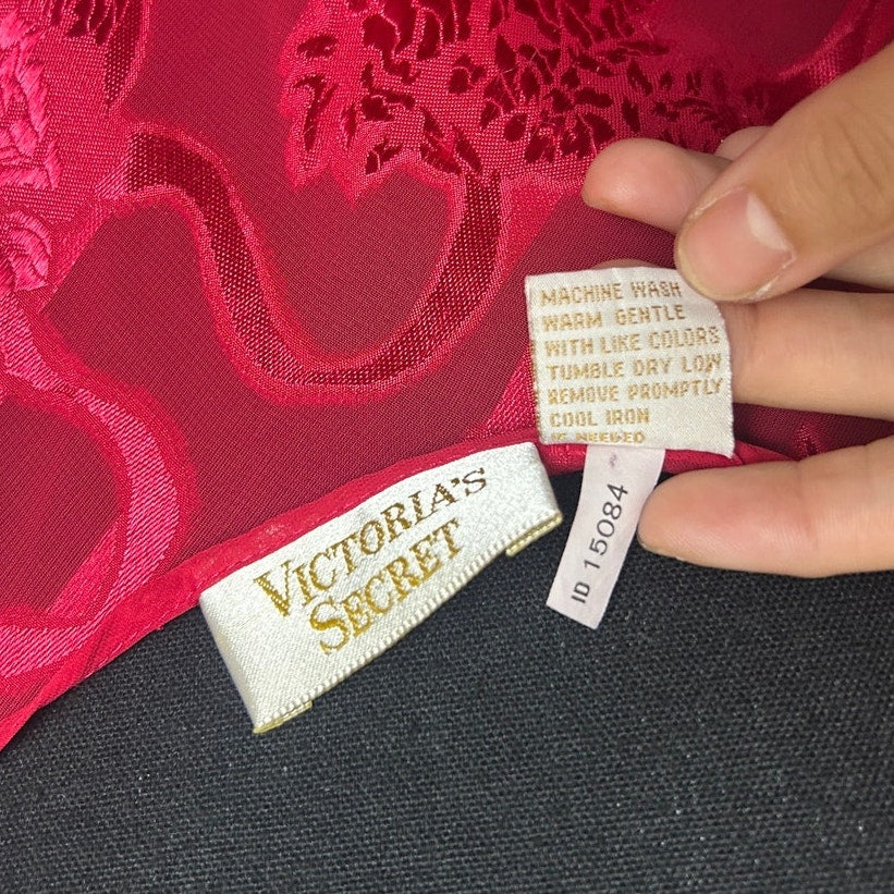 Robe asymétrique en satin à col bénitier Victoria’s Secret Y2K Gold Label