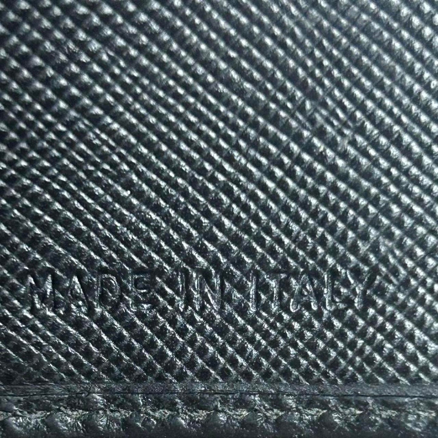 Prada black leather wallet luxuryaccessories