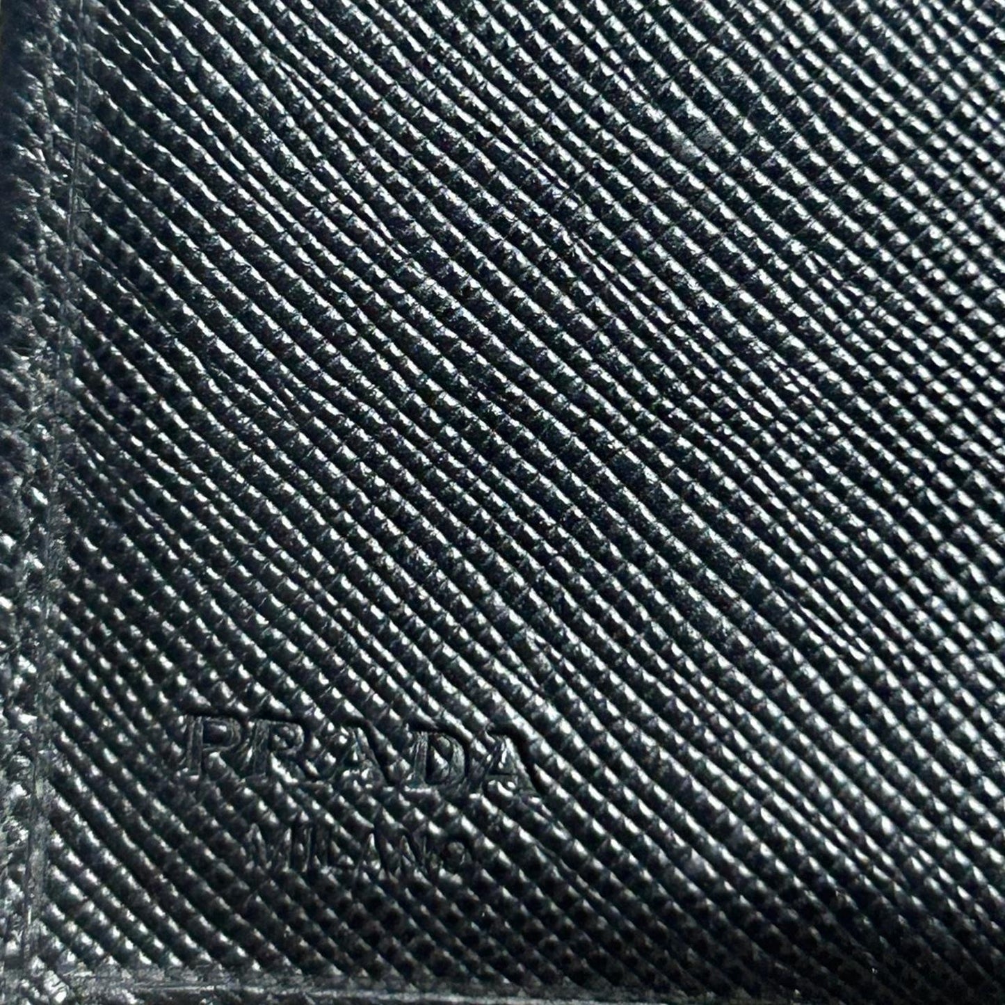 Prada black leather wallet luxuryaccessories
