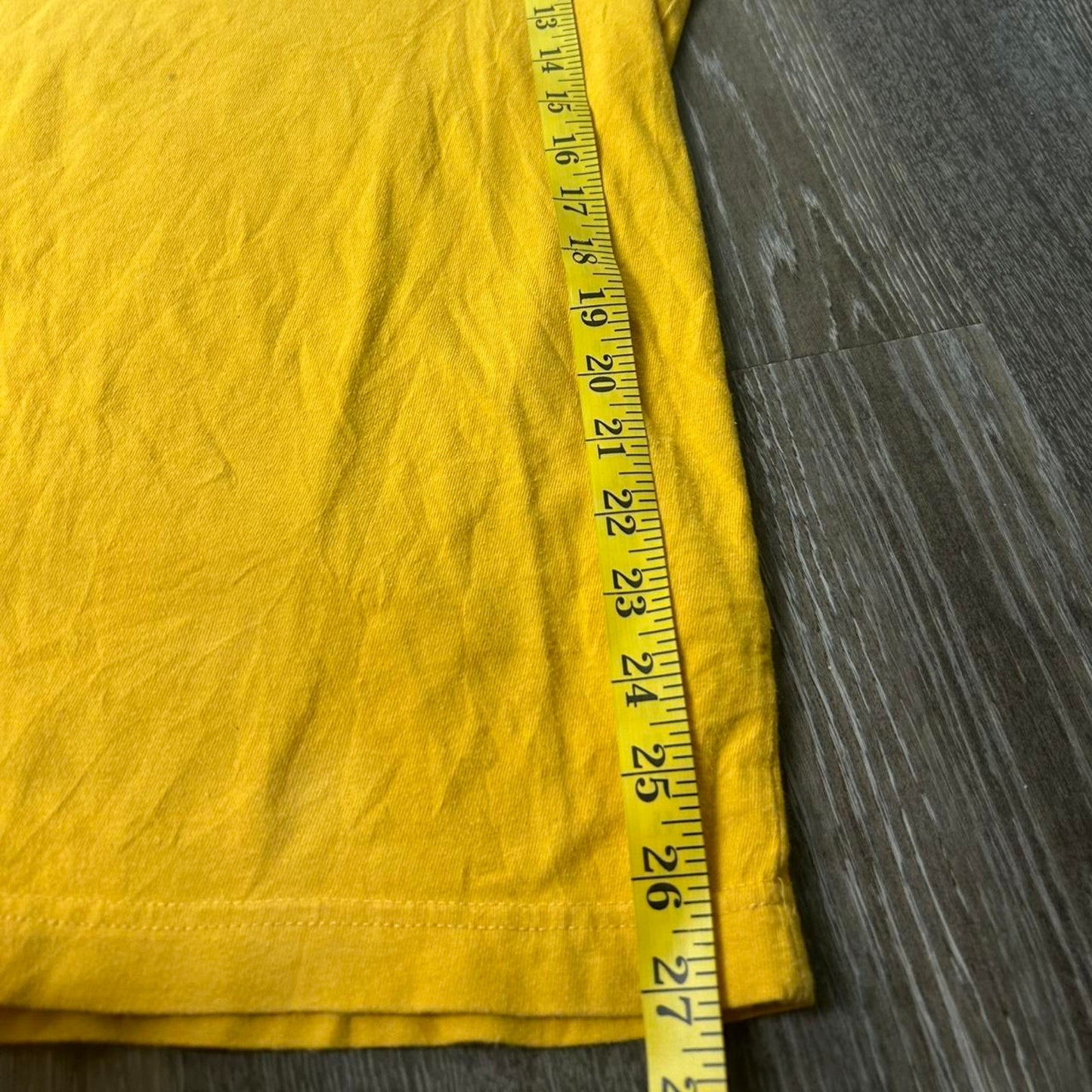 Tommy Hilfiger size large Yellow primary colors flag logo short sleeve crewneck