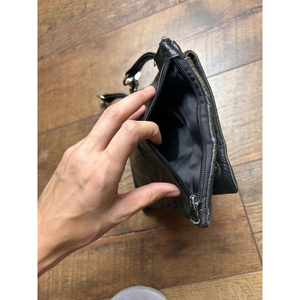 heart tribal clip on zip up saddle bag