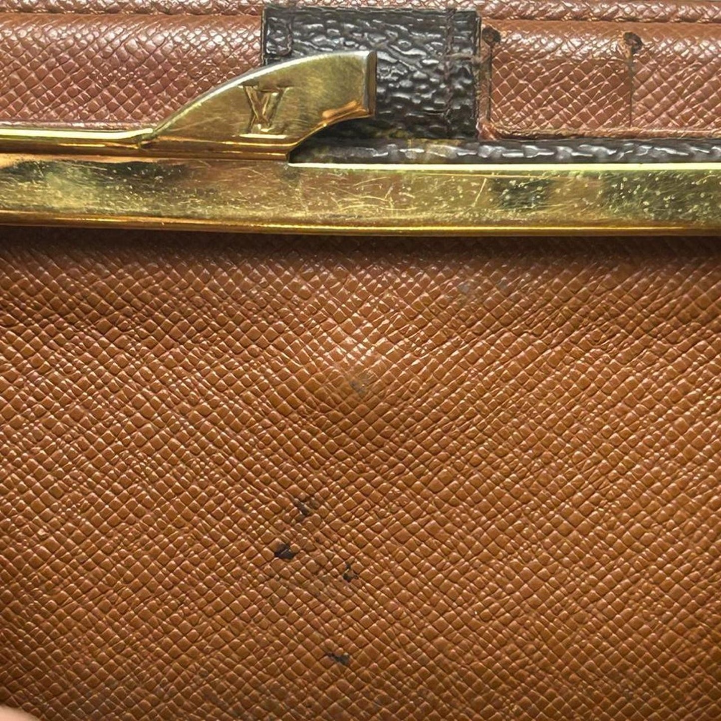 Brown louis Vuitton bifold french portefeuille viennois purse monogram kiss lock