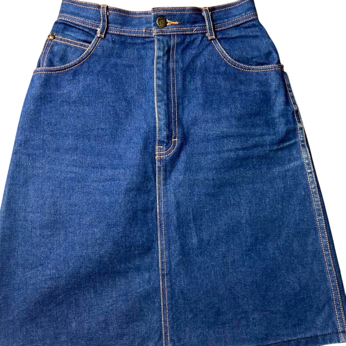 Gitano size 25x21 dark wash knee length skirt with topstitching and slit in back