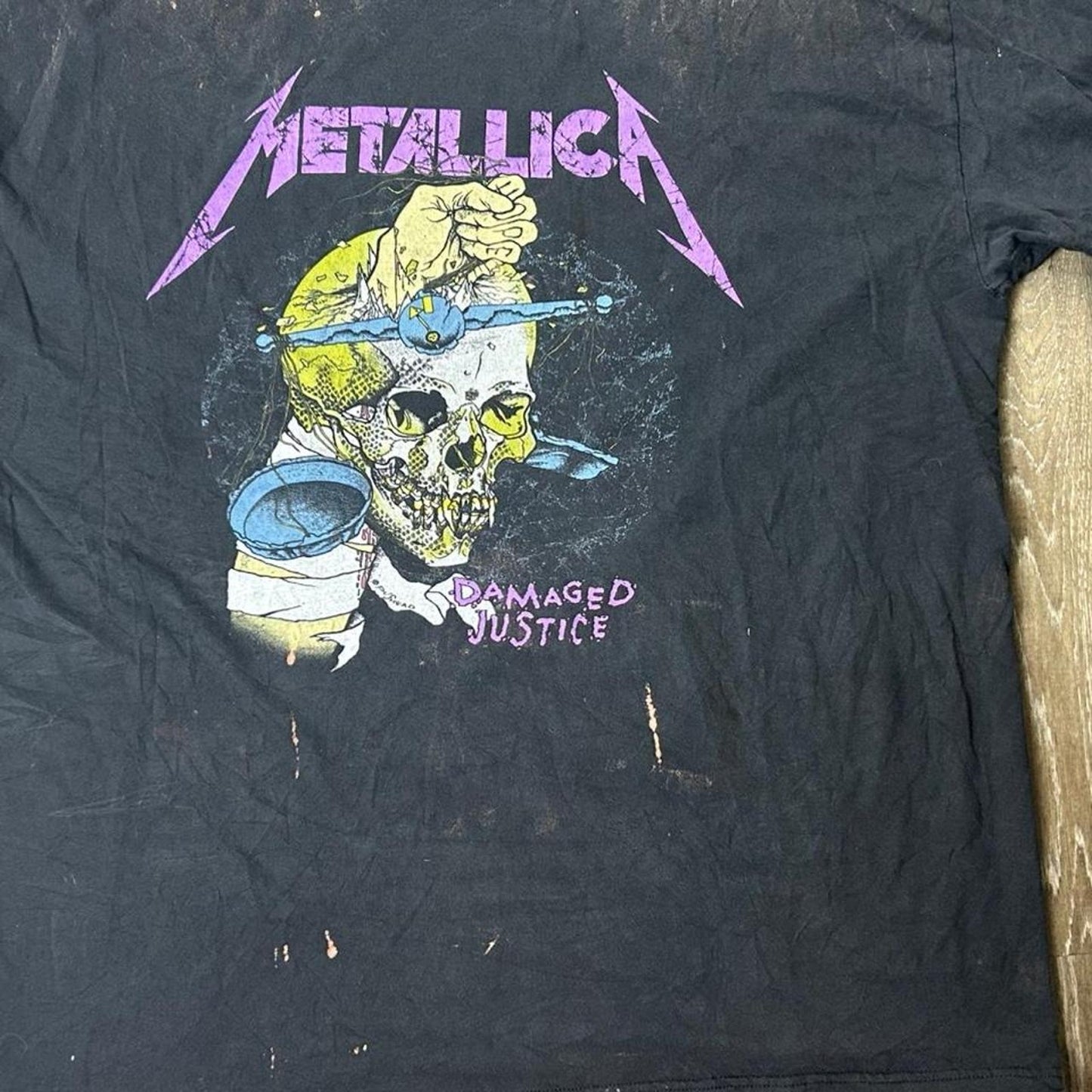Metallica damaged justice skull tee