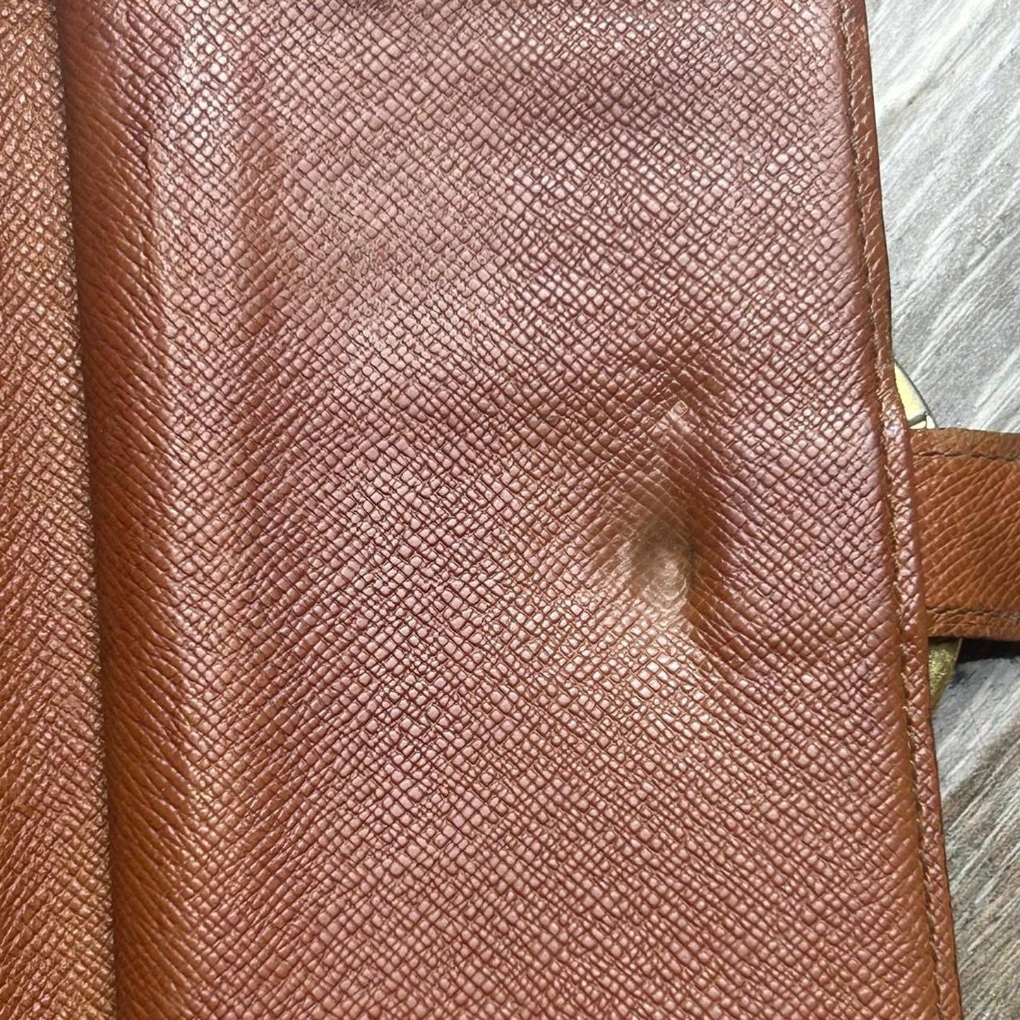 Brown louis Vuitton bifold french portefeuille viennois purse monogram kiss lock
