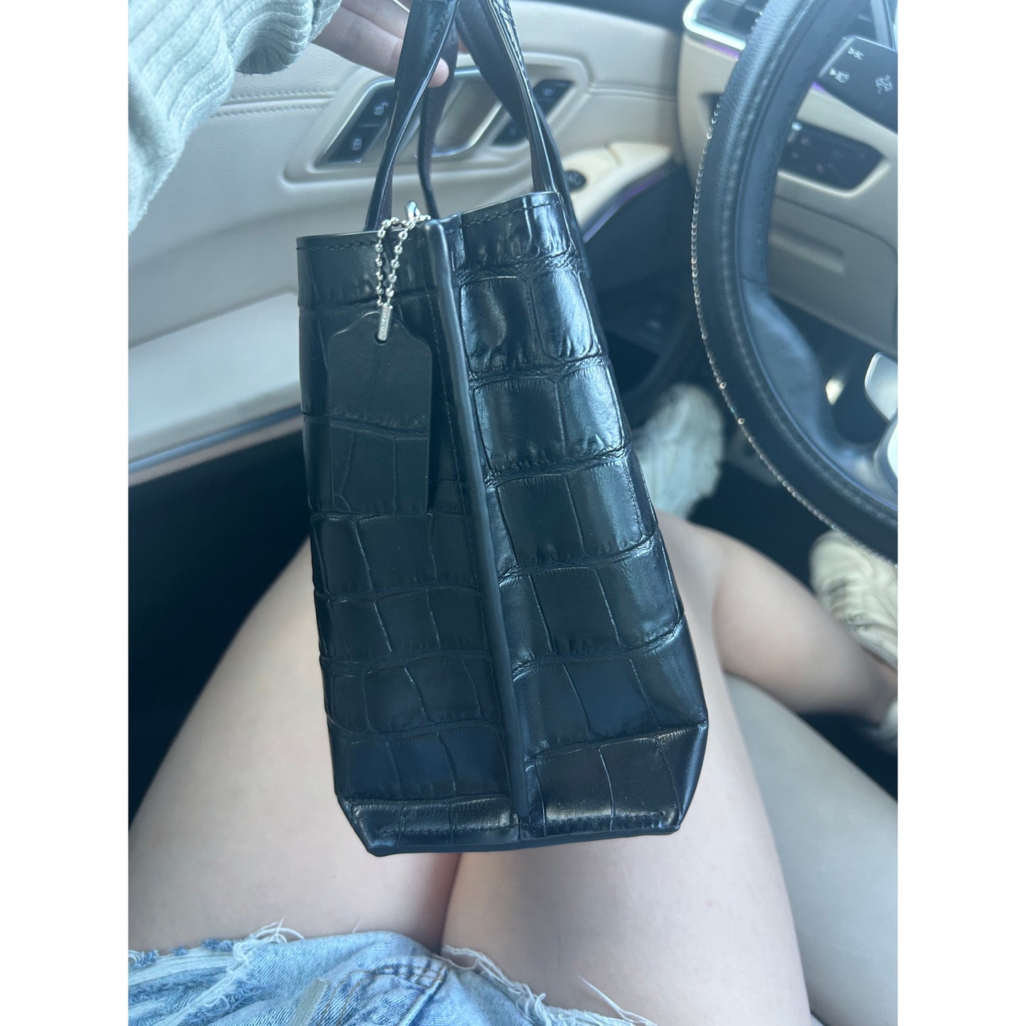 Neu ohne Etikett 350 $ Coach Willow Tote 24 Umhängetasche Kroko-Optik Leder C8632