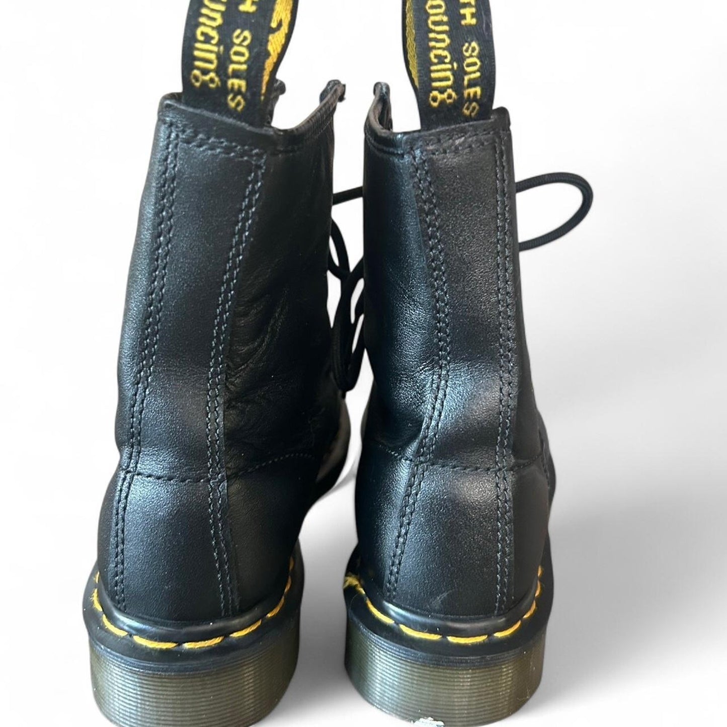 Black dr martens 1460