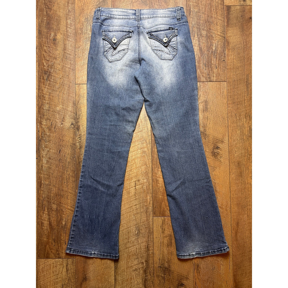 LEI Ashley Trouble Bootcut Jeans Size 11 Juniors Light Wash Whiskered Flap Pockets Y2K
