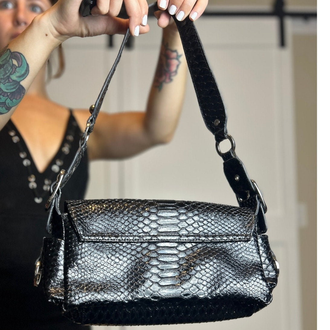 Y2K Black Croc Embossed Shoulder Bag by CMZ Vintage Faux Leather Purse