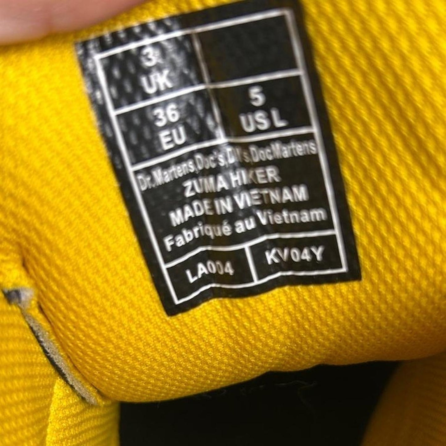 Nwot black and yellow dr