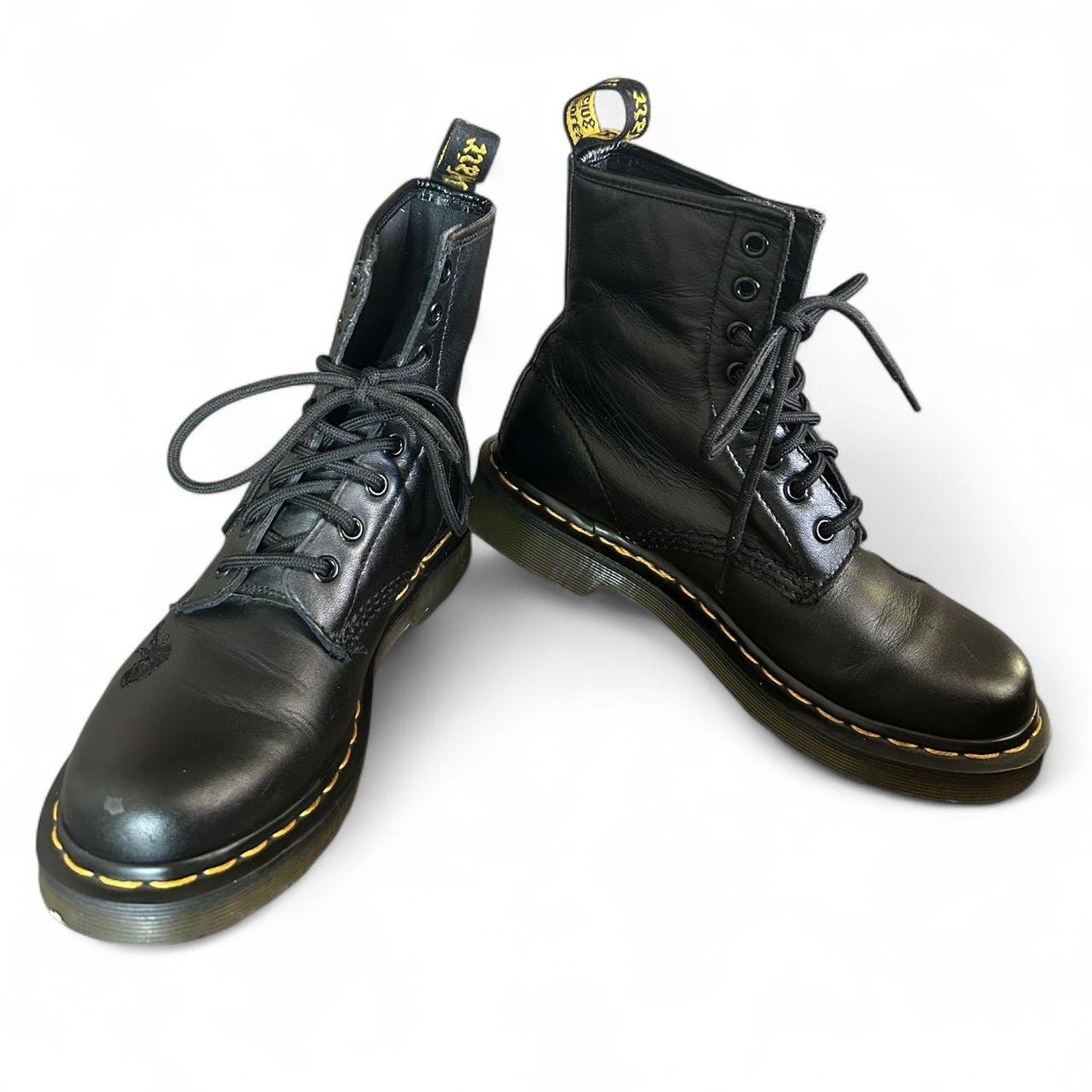 Black dr martens 1460