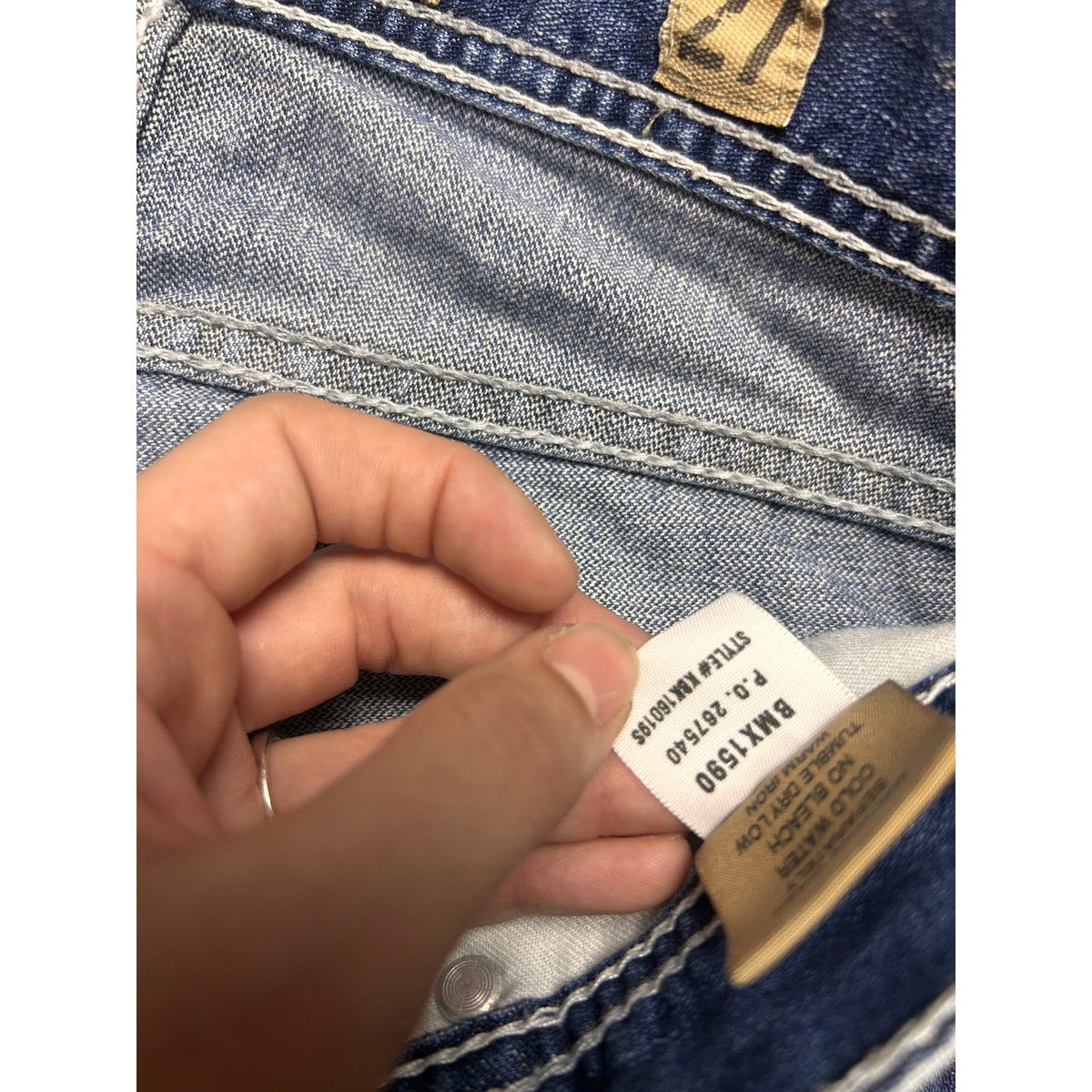 BKE Brayden Jeans 27 Low Rise Light Wash Faded Embroidered Back Pockets Y2K