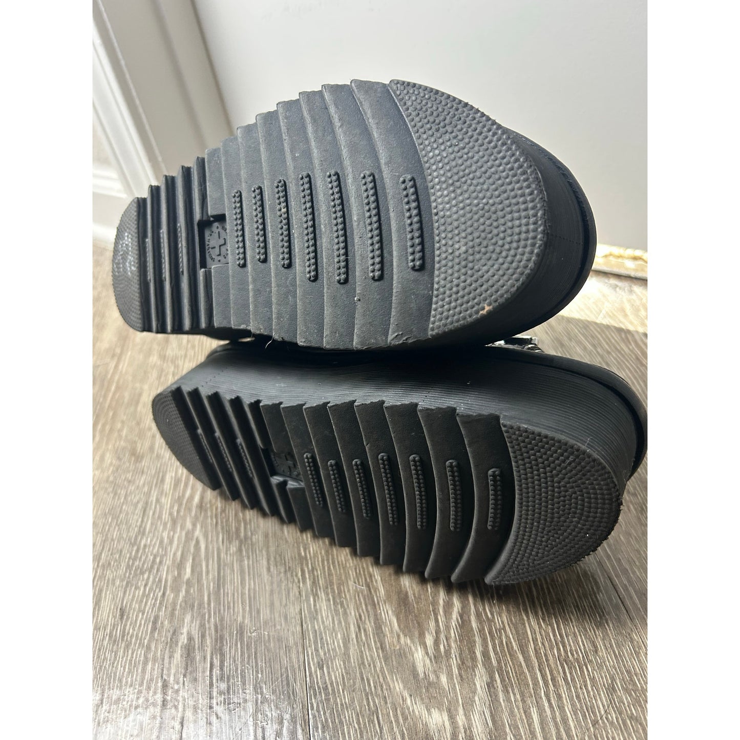 Dr marten Blair 2 quad chain size 7