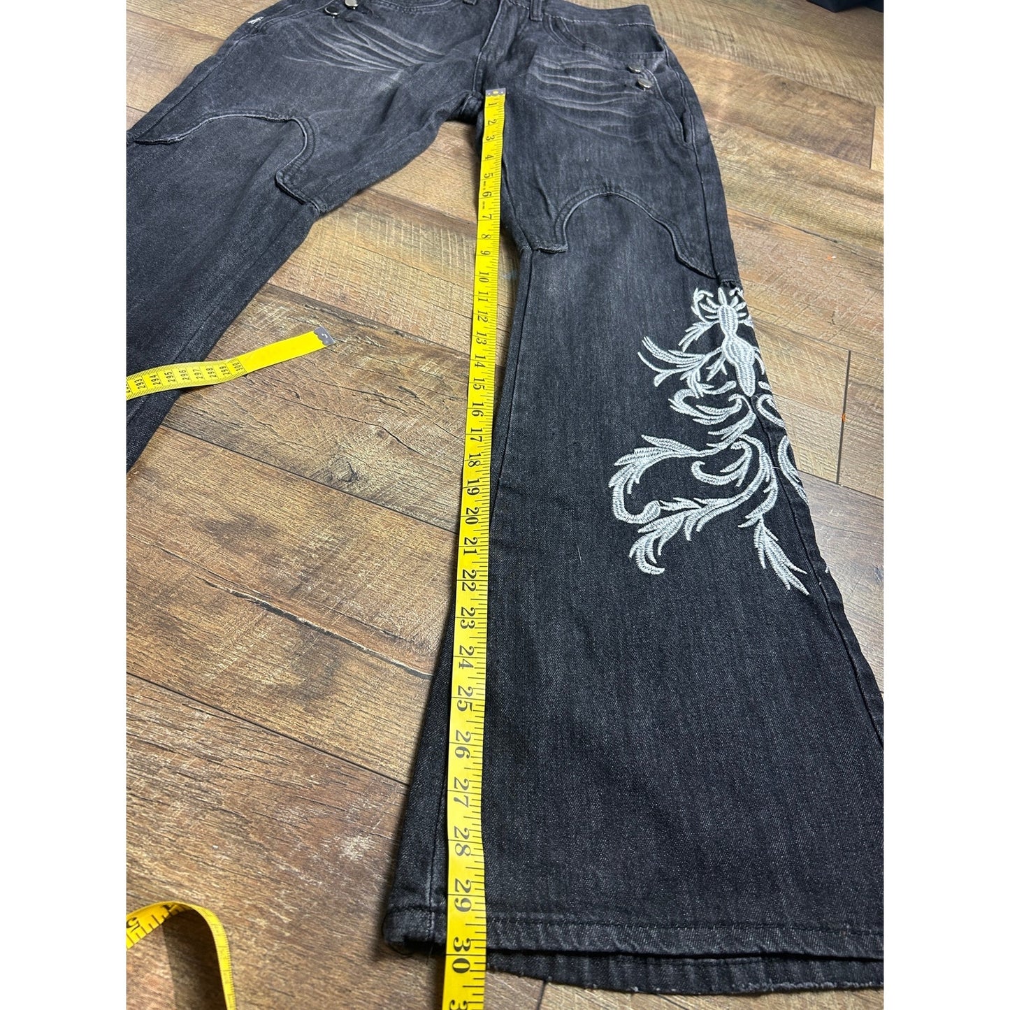 Y2K Embroidered Western Jeans Biker Babe Western Alt Mid Rise Size S 30 Inseam