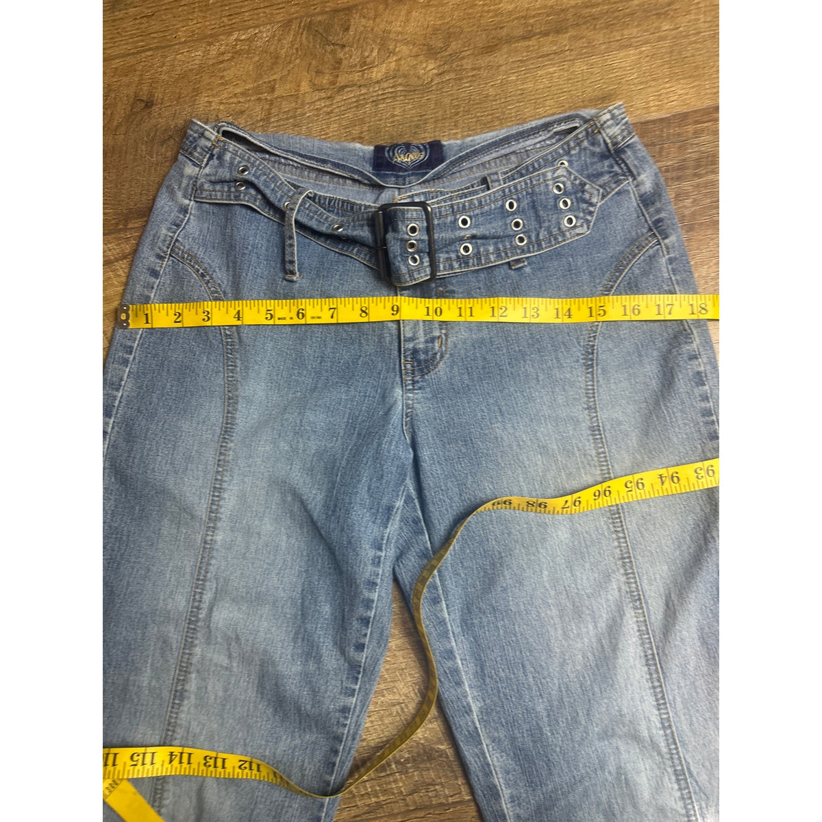 angels belted lowrise flare jeans bareback light wash y2k size 7