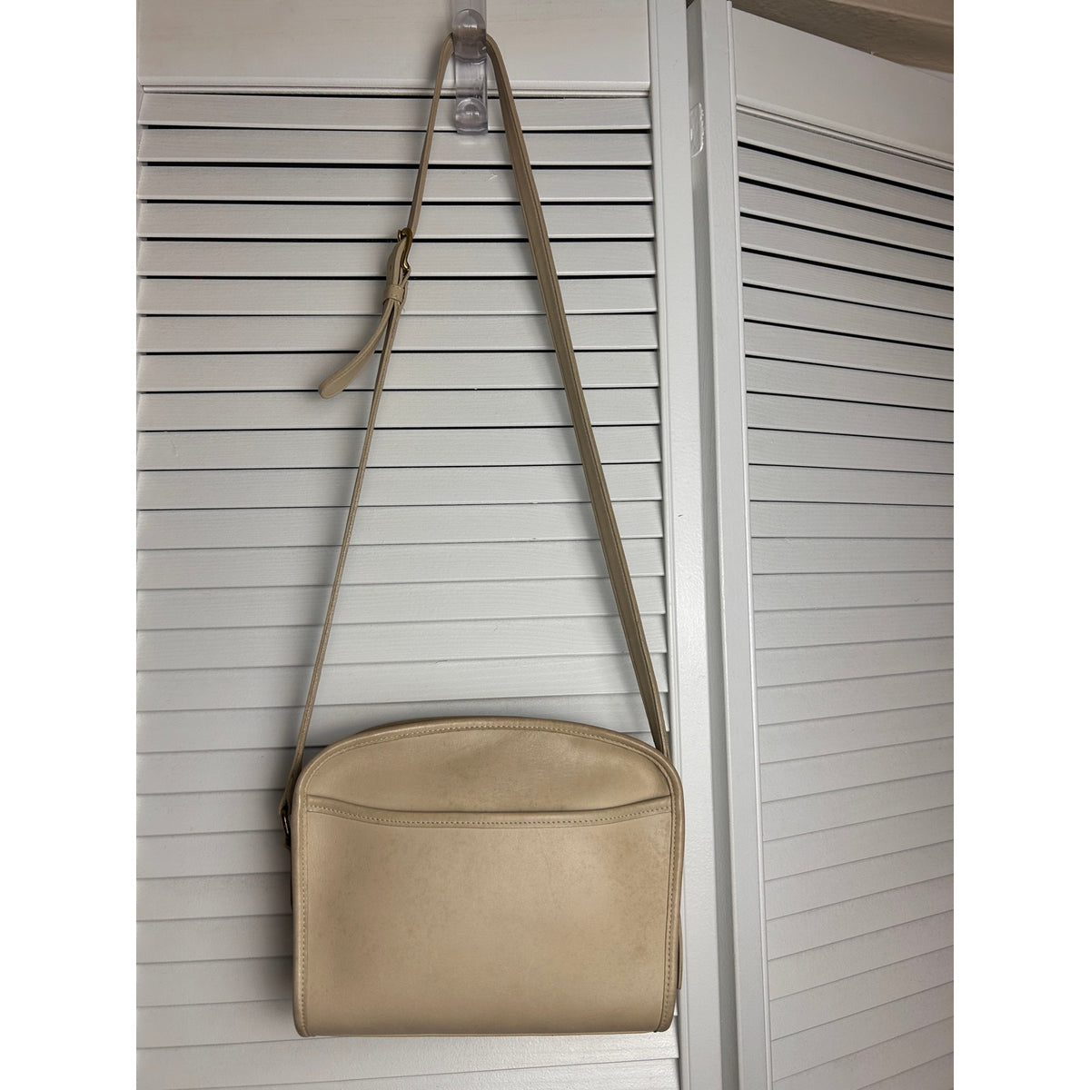 Vintage Coach Metropolis Zip 9087 Bone Leather Crossbody Shoulder Bag 1998