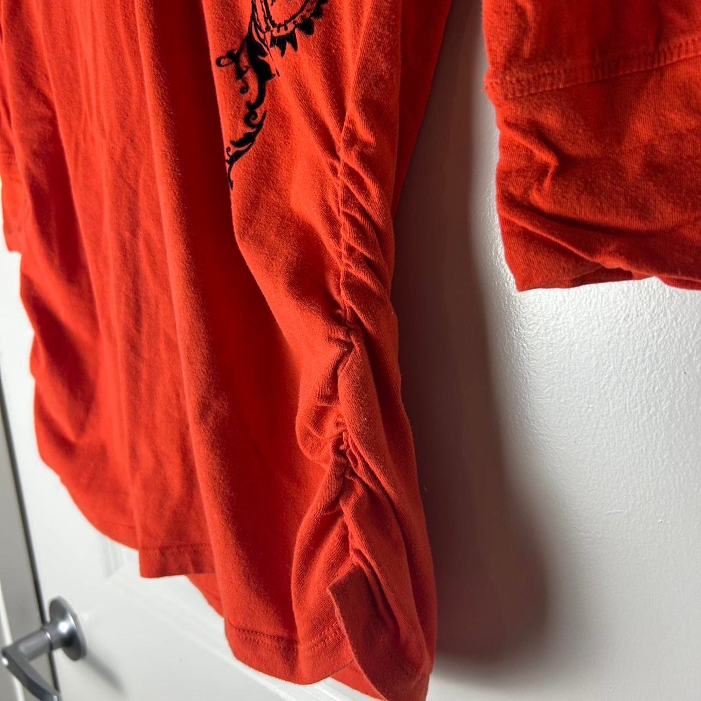 Red southpole v neck shirt