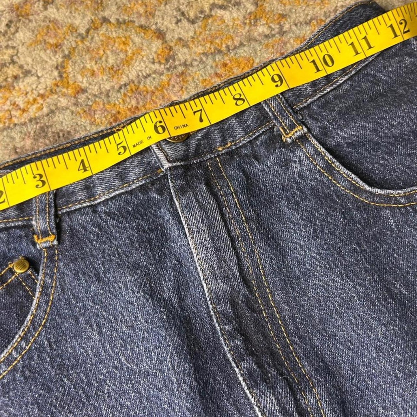1980s Gitano express size 24x19 stone wash knee length denim skirt