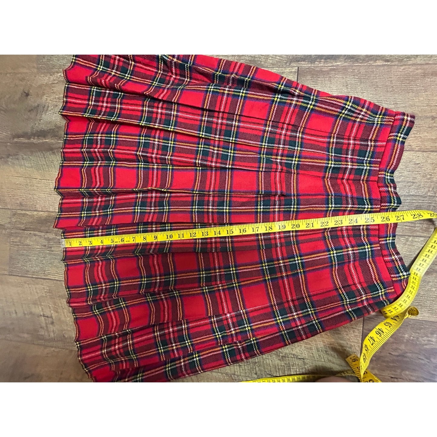 tartan skirt made in scotland pitlochry 100% pure new wool size 5