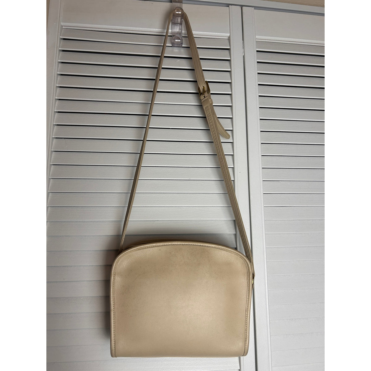 Vintage Coach Metropolis Zip 9087 Bone Leather Crossbody Shoulder Bag 1998