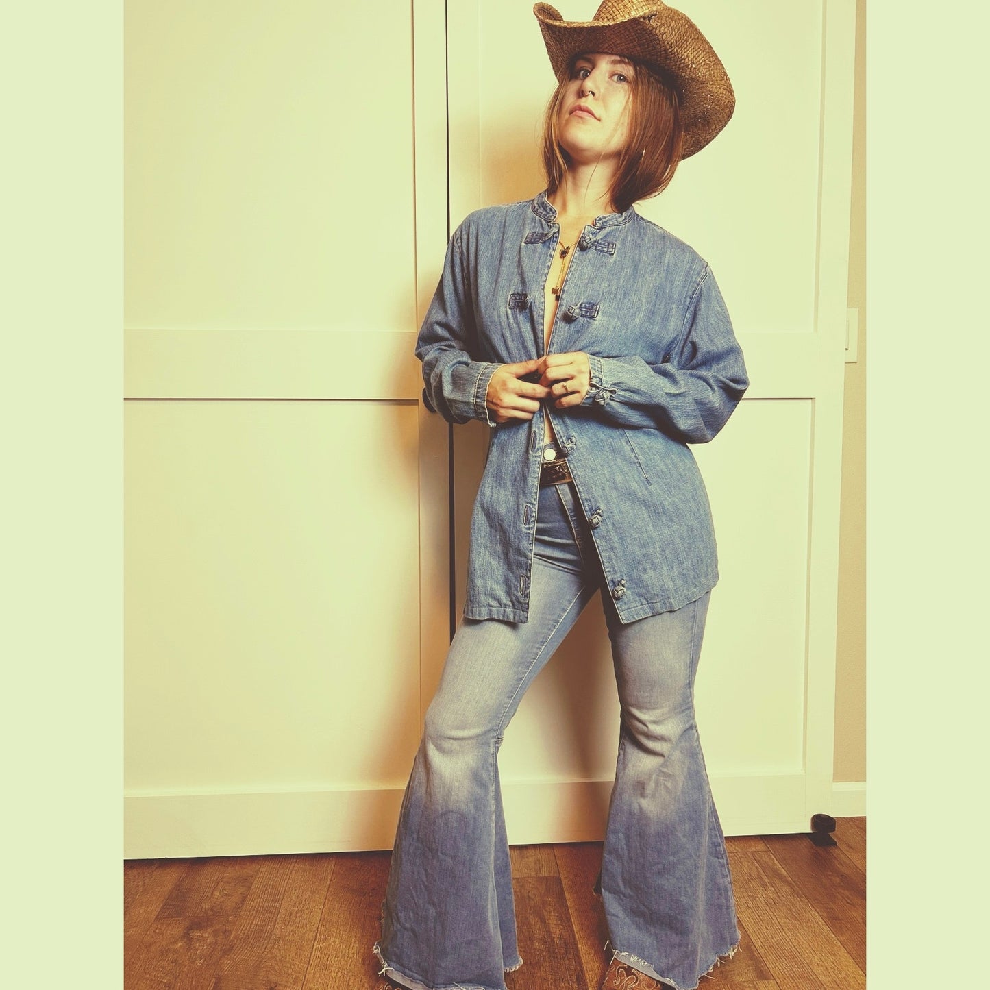 Vintage GUESS East Meets West Chambray Cowgirl Shirt Made in Hong Kong Size 7