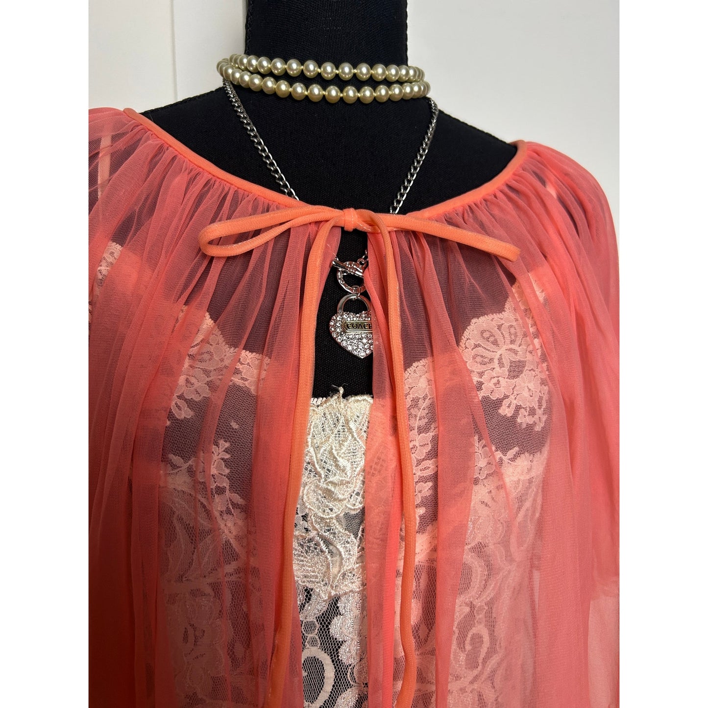 1960er Union Made Flamingo Pink Bettjäckchen Mini-Kleid Mod Babydoll L