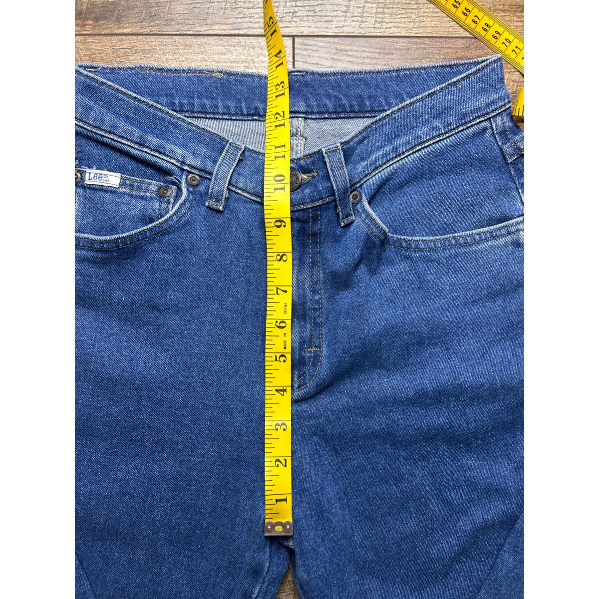 Vintage Lee High Rise Mom Jeans 26x32 Tapered Leg Classic Denim