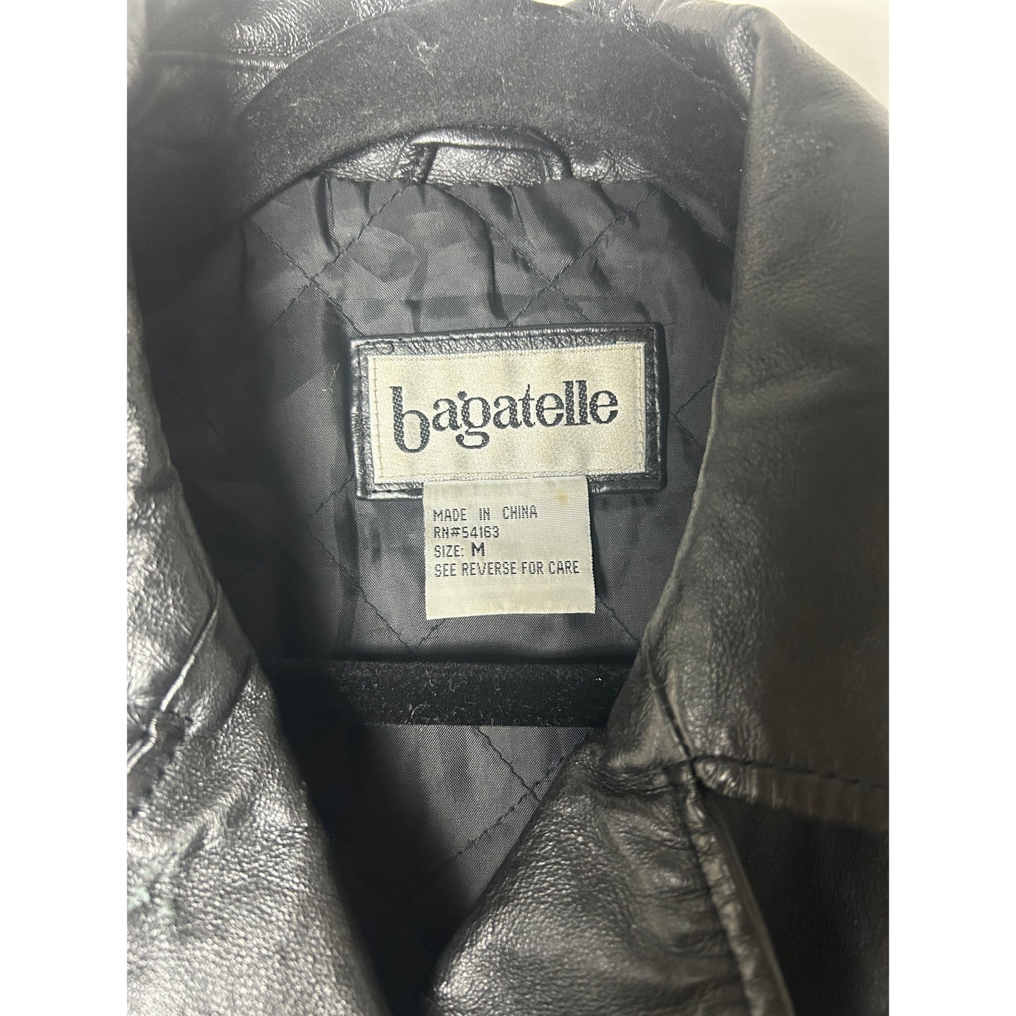 Bagatelle Lederjacke Blazer – Taillierter Moto-Blazer (Model Off Duty Edit)