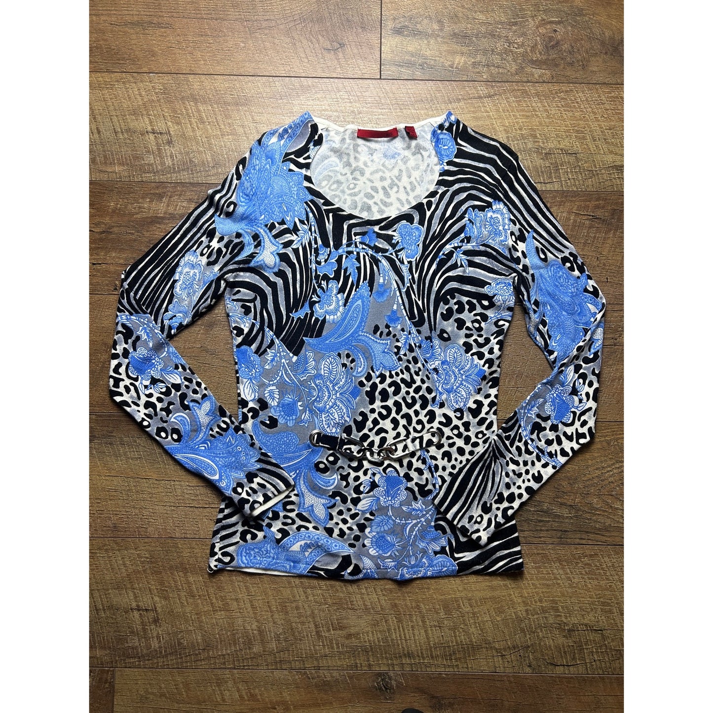 Y2K animal print baby tee with chain belt