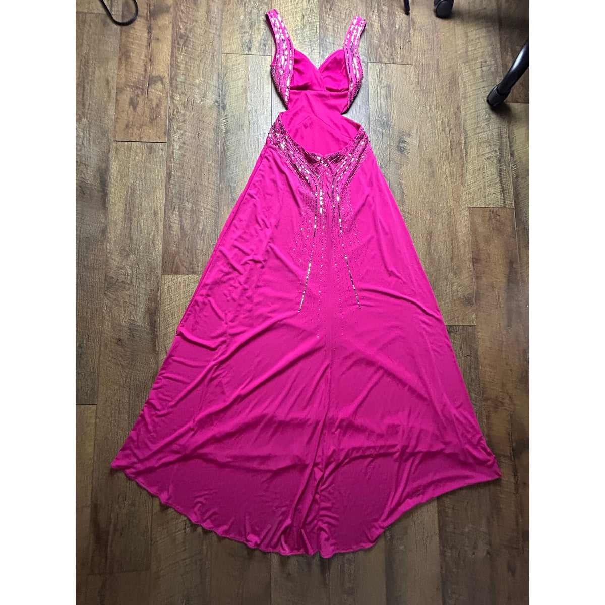 hailey logan adriahna pappel y2k formal gown, beaded sequin fit and flare backless dress magenta size 3/4