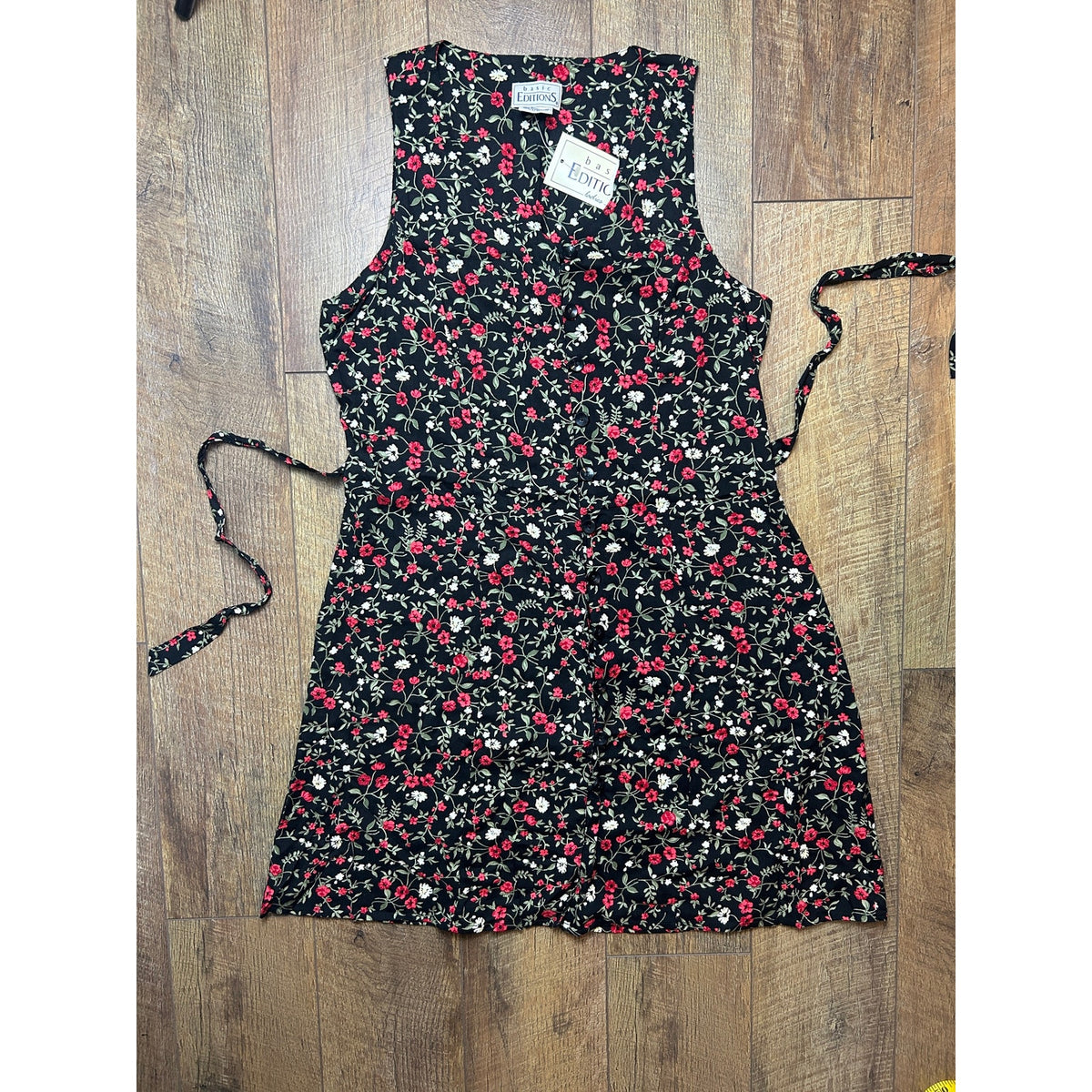90s Witchy Dark Floral Tie Back Button-Up Dress — Basic Editions M