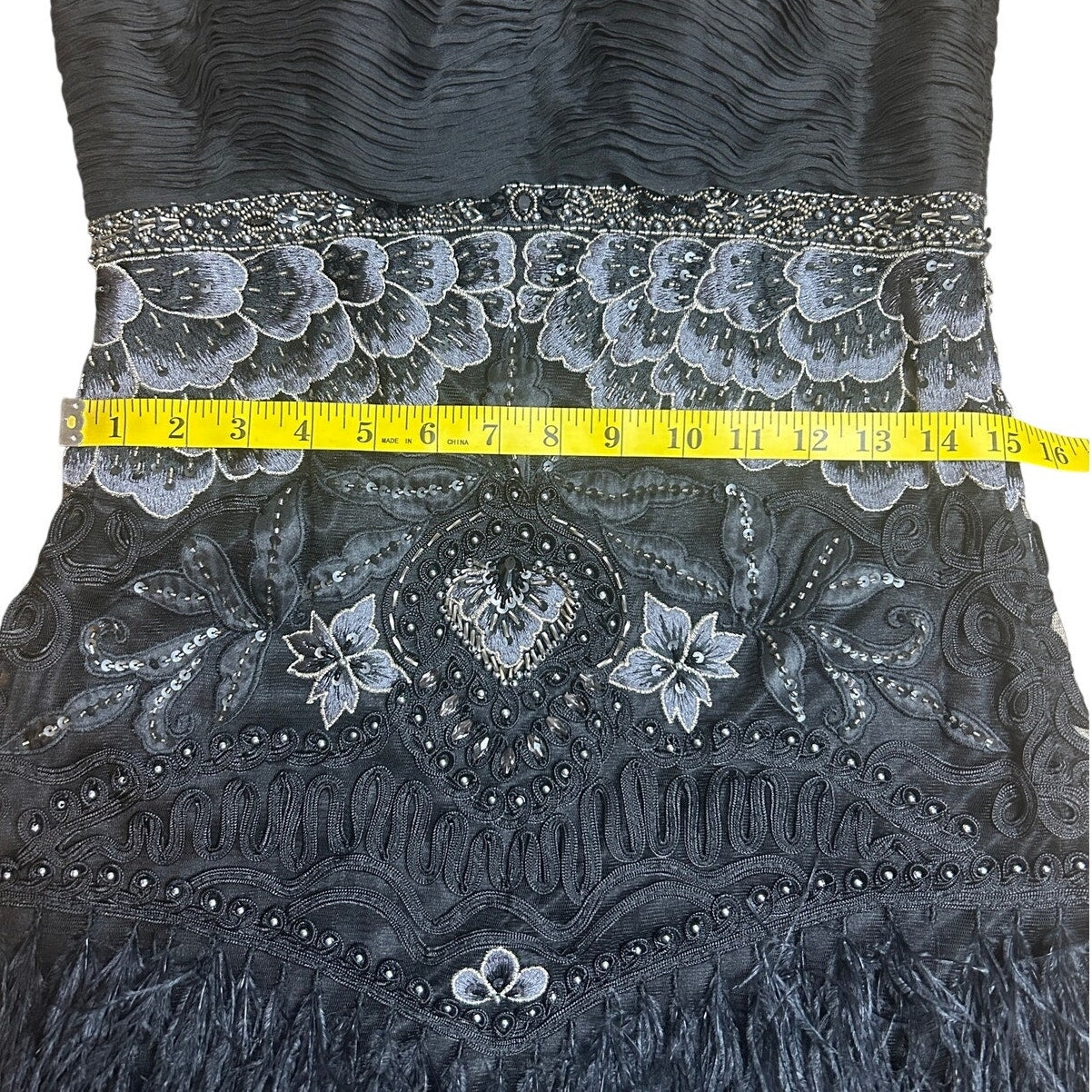 Sue Wong cocktail dress beaded silk ostrich, feather size medium