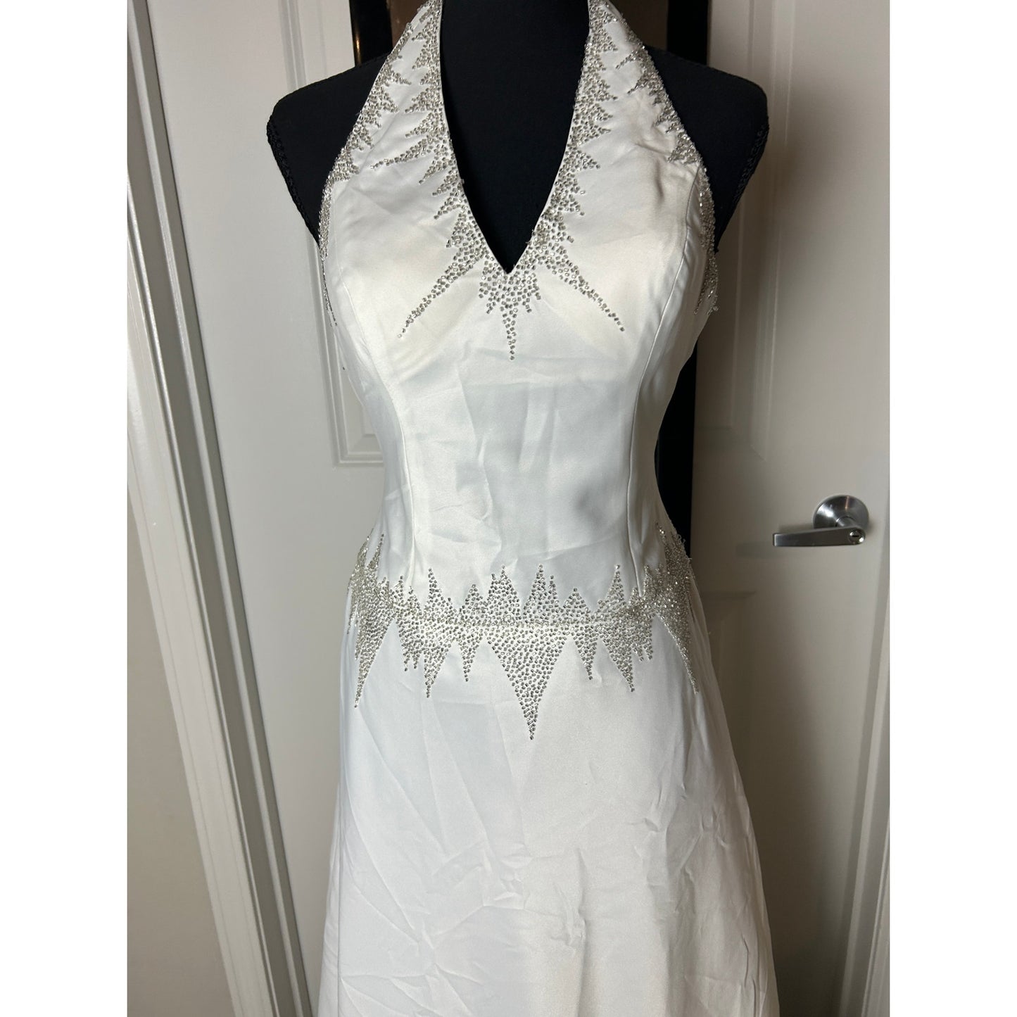 Robe trapèze dos nu minimaliste perlée XS/S