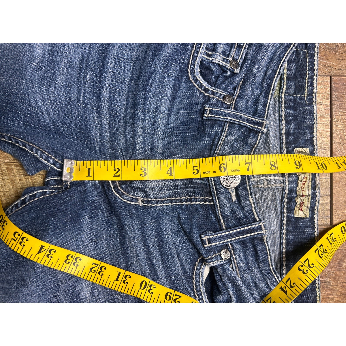 BKE Stella Bootcut Jeans 28x33.5 Low Rise Embroidered Back Flap Pockets Y2K