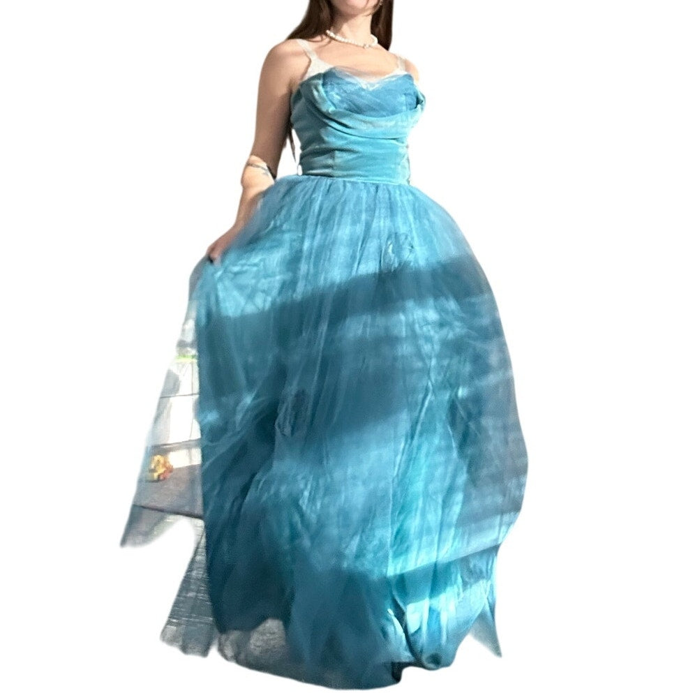 Robe de bal d'archives en velours corseté et tulle avec fermeture éclair Walder