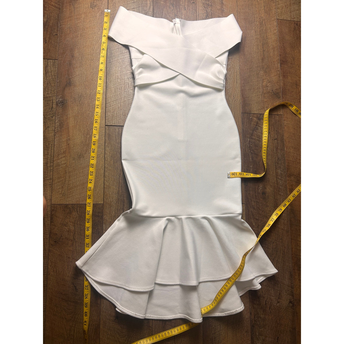 house of cb bodycon bandage off shoulder mermaid fit and flare dress white size medium