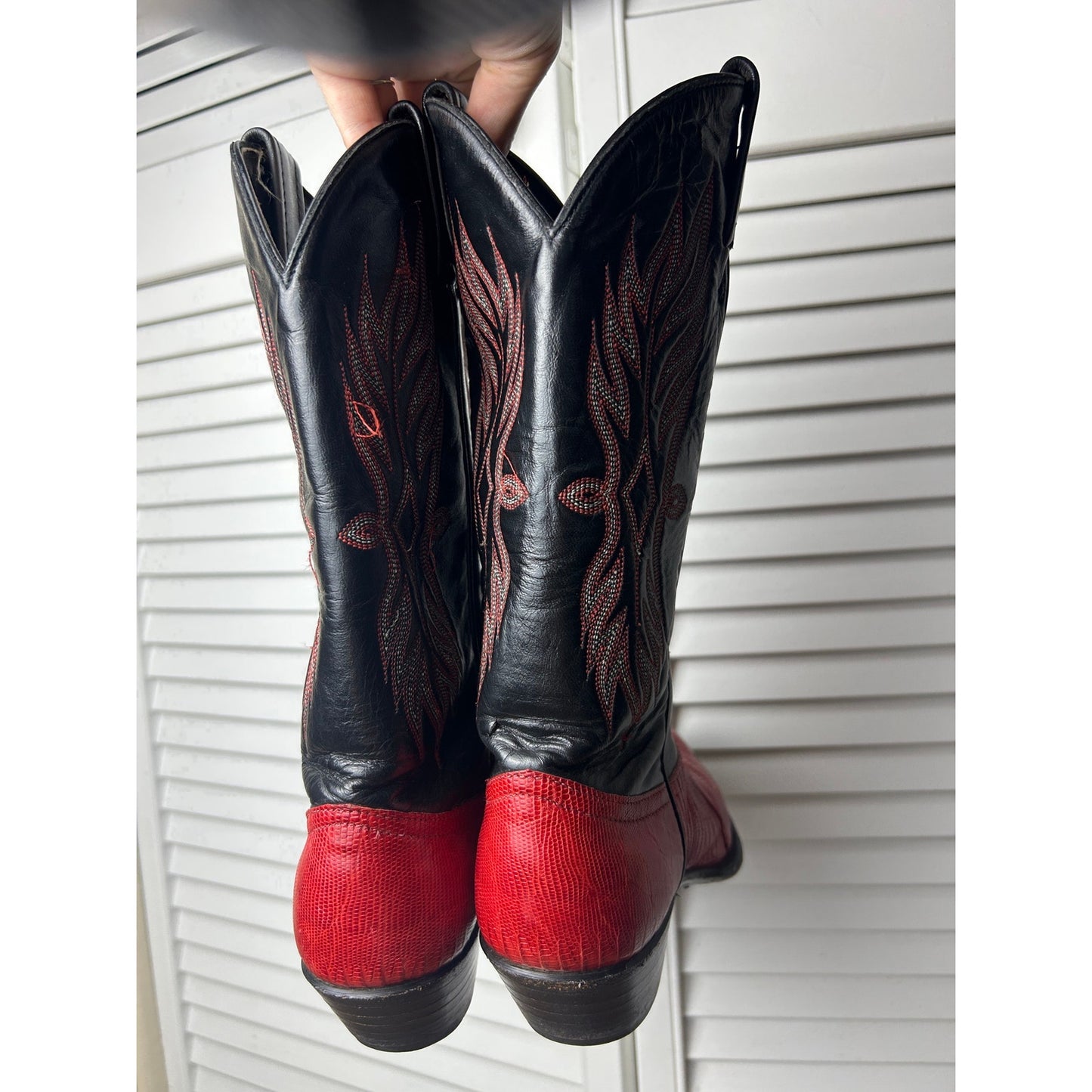 Bottes de cow-boy western Tony Lama en lézard rouge et noir brodé, taille 6,5