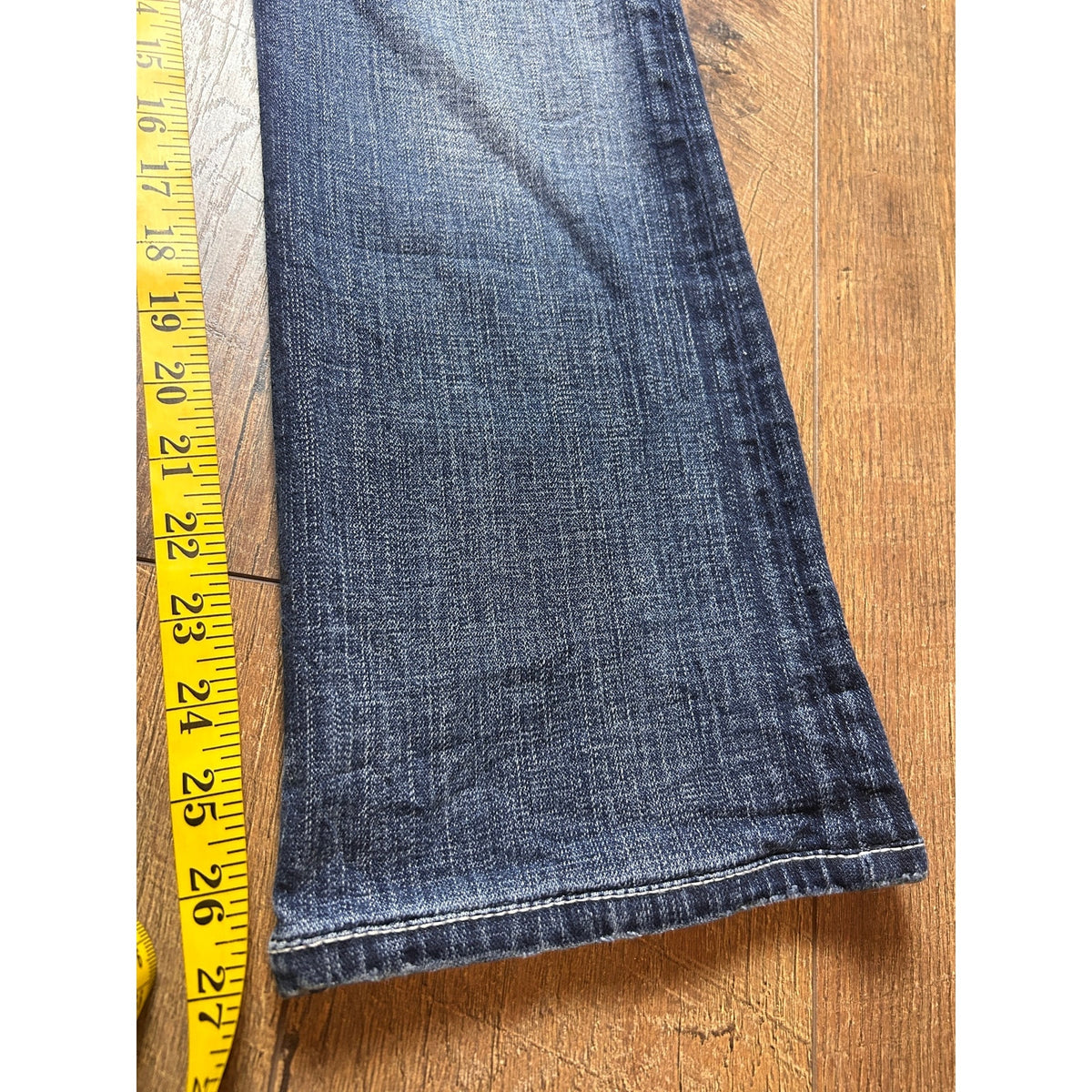 BKE Stella Bootcut Jeans 28x33.5 Low Rise Embroidered Back Flap Pockets Y2K