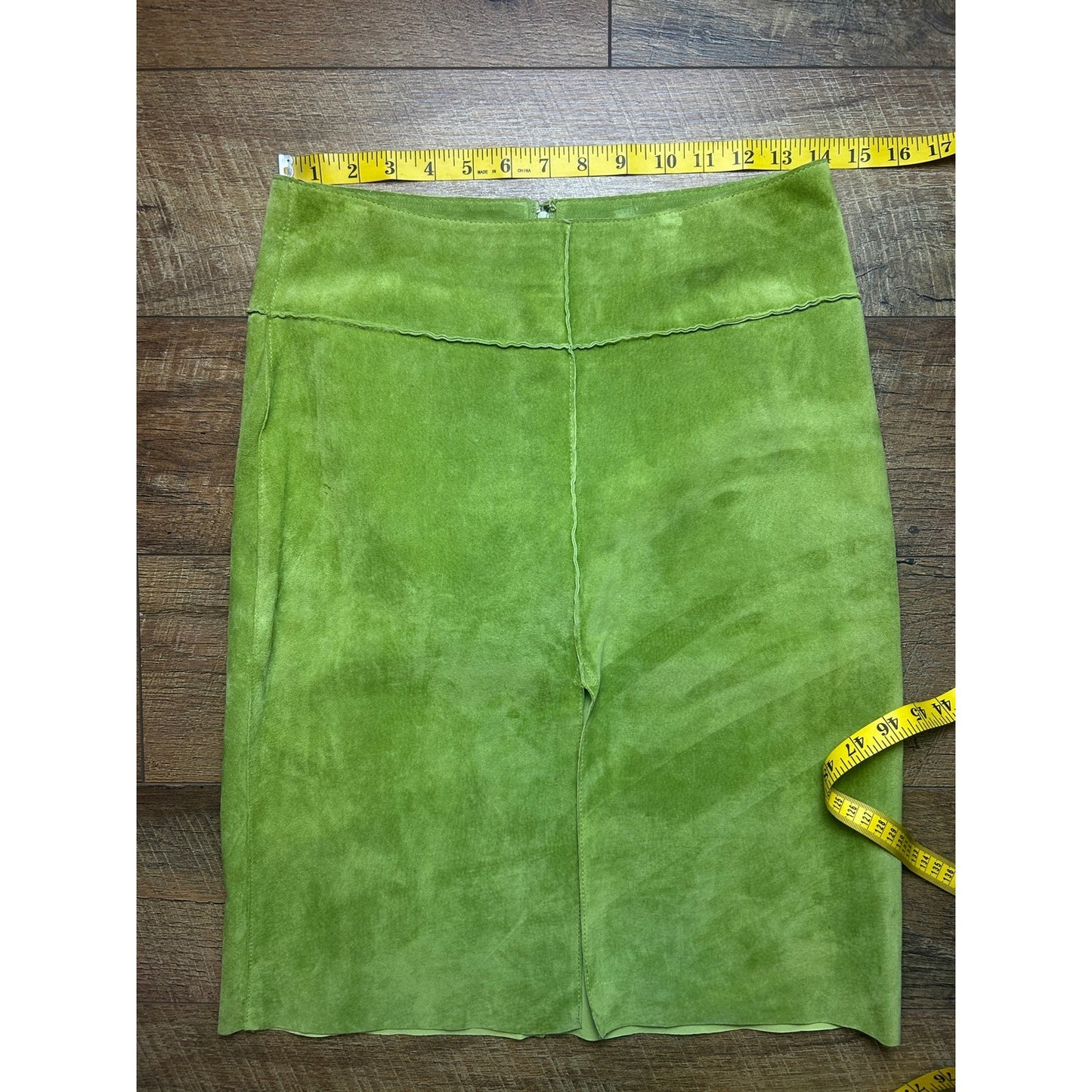 nwt deadstock bebe lime green suede leather skirt size 6