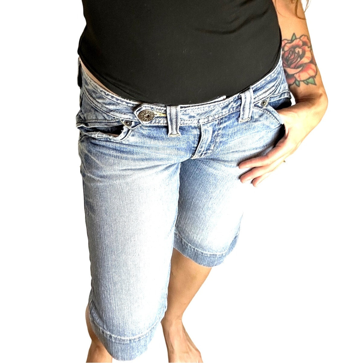 Y2K Guess Low-Rise-Bermuda-Shorts in heller Waschung