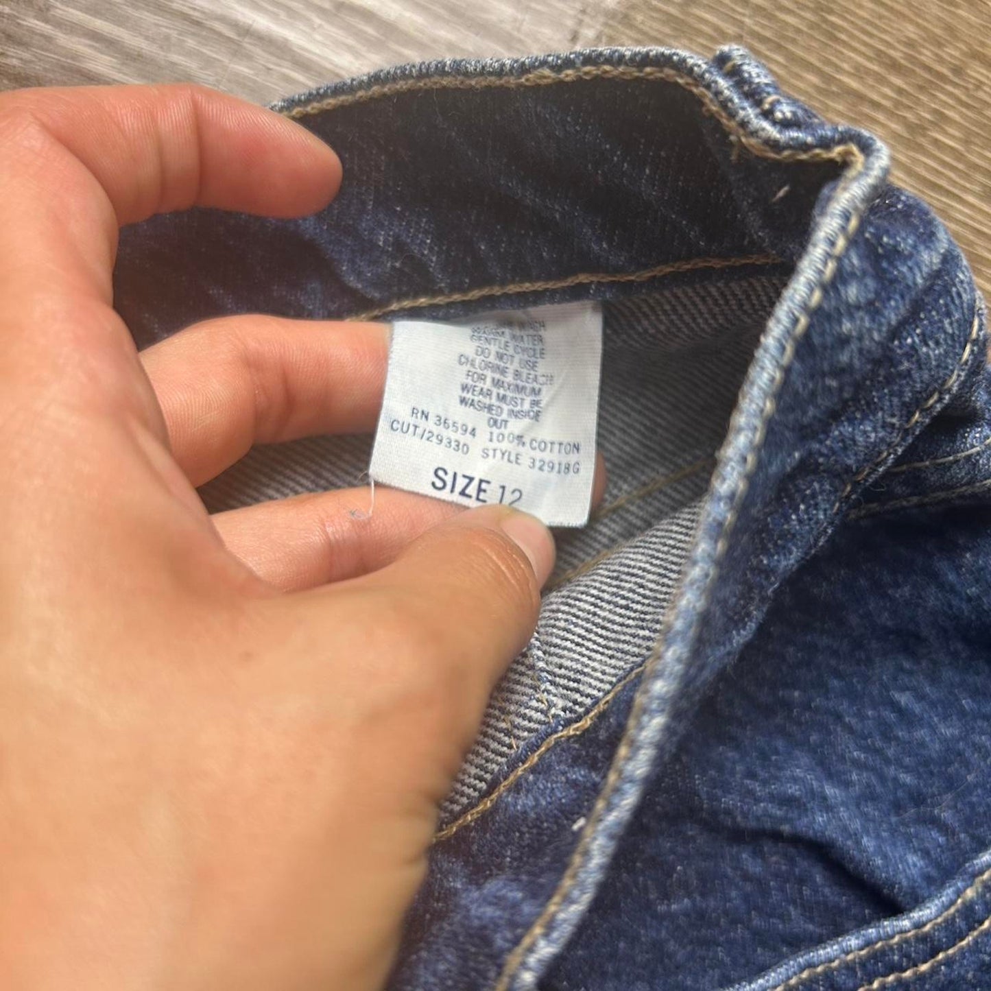 1980's Zena size 24x28 high waisted tapered leg vintage jean