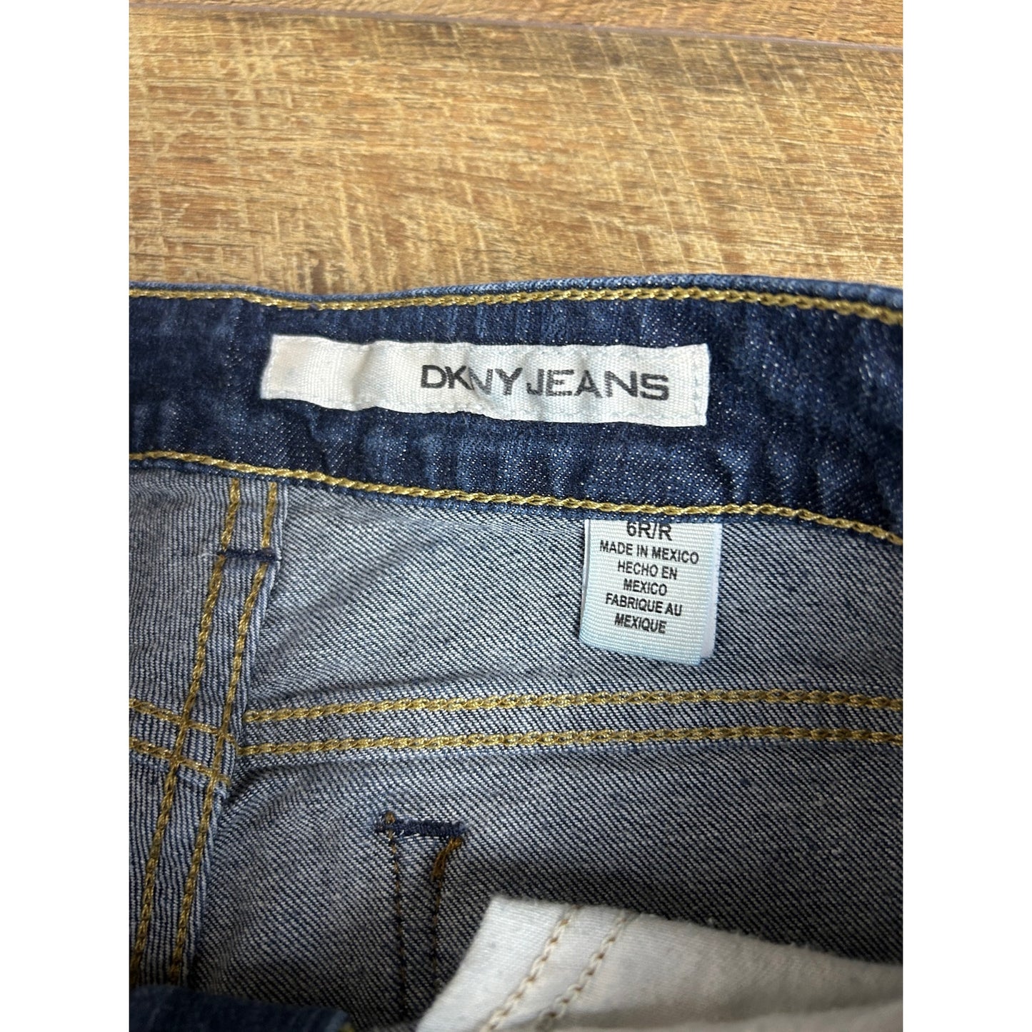 DKNY Mid Rise Dark Wash Bootcut Jeans | Classic Denim Size 28x31