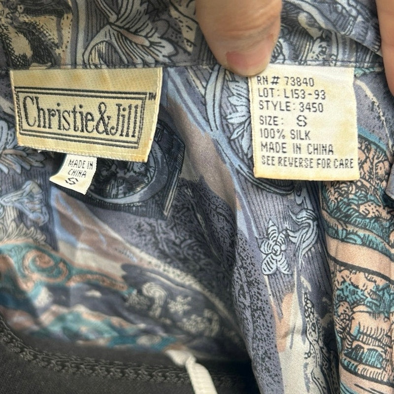 Barocke Versace-inspirierte 90er-Jahre Seidenbluse mit Knopfleiste Christie & Jill Größe S