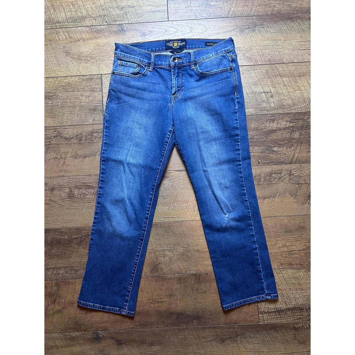 Y2K Lucky Brand Sweet N Crop Capri Jeans Leather Tag Back Flap Pockets 4/27