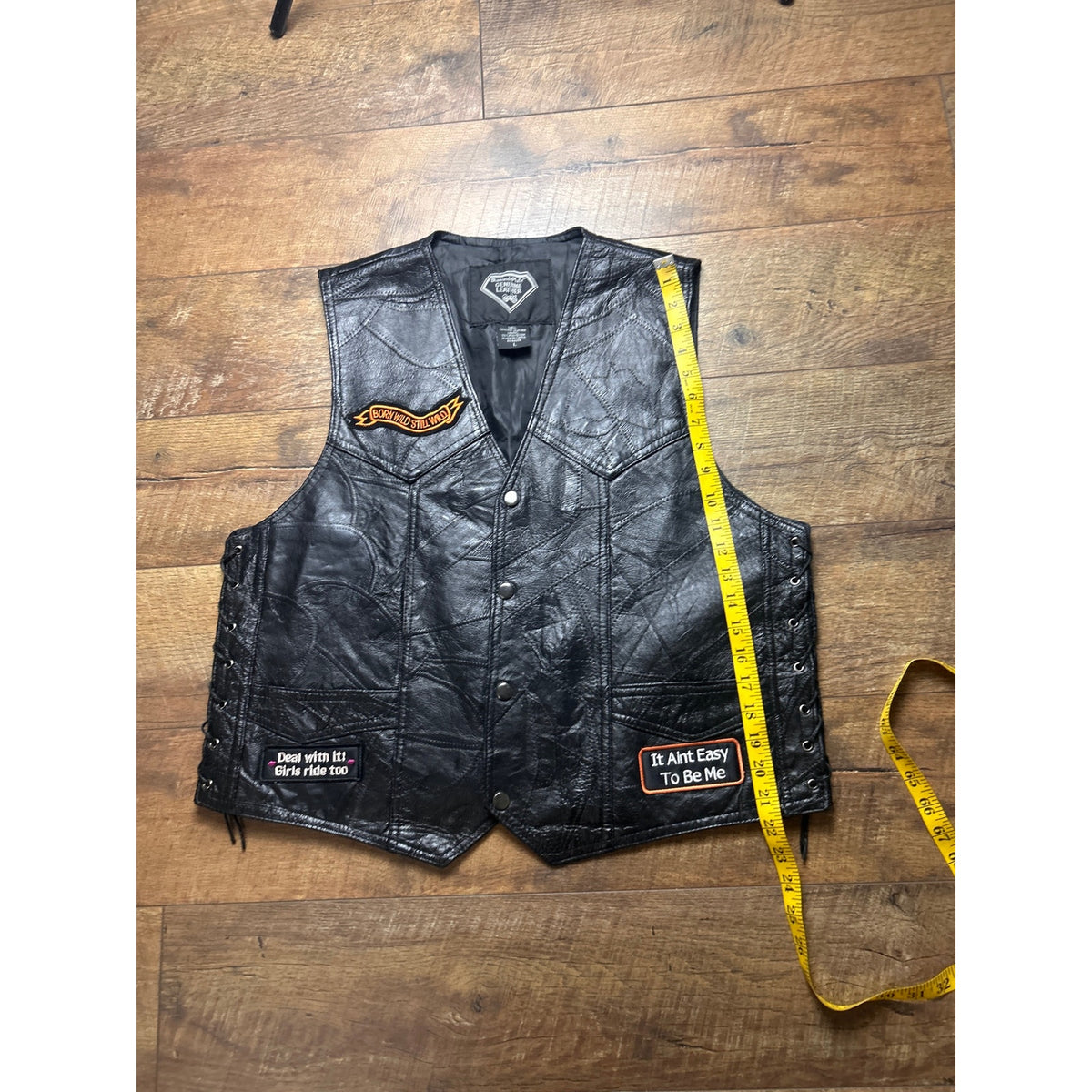 diamond plate genuine leather ladies riding vest size large