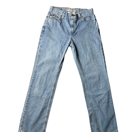 Tommy Hilfiger size 27x28 classic fit straight leg mid rise jeans