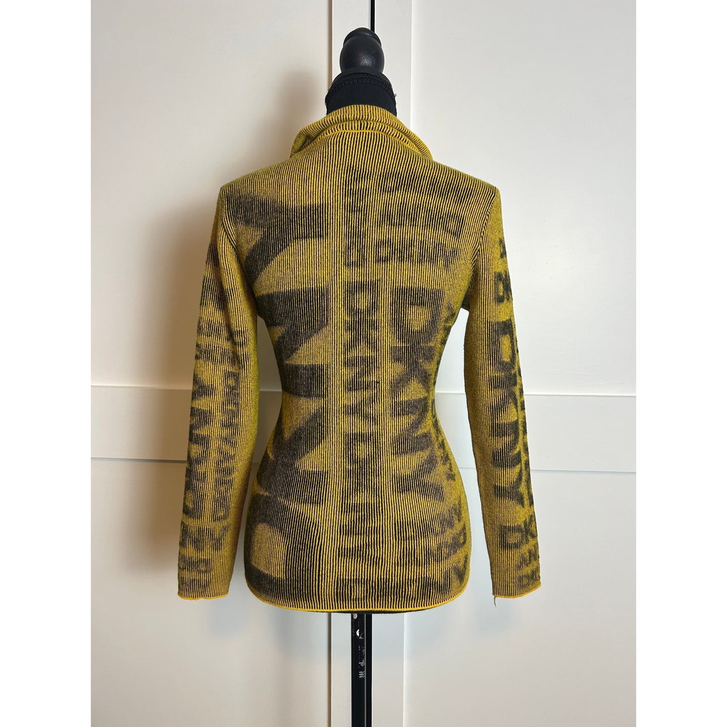 DKNY Gerippter Pullover mit kurzem Reißverschluss, Schwarz-Gelb, Cyberpunk Glitch Grunge Y2K Techwear M/L