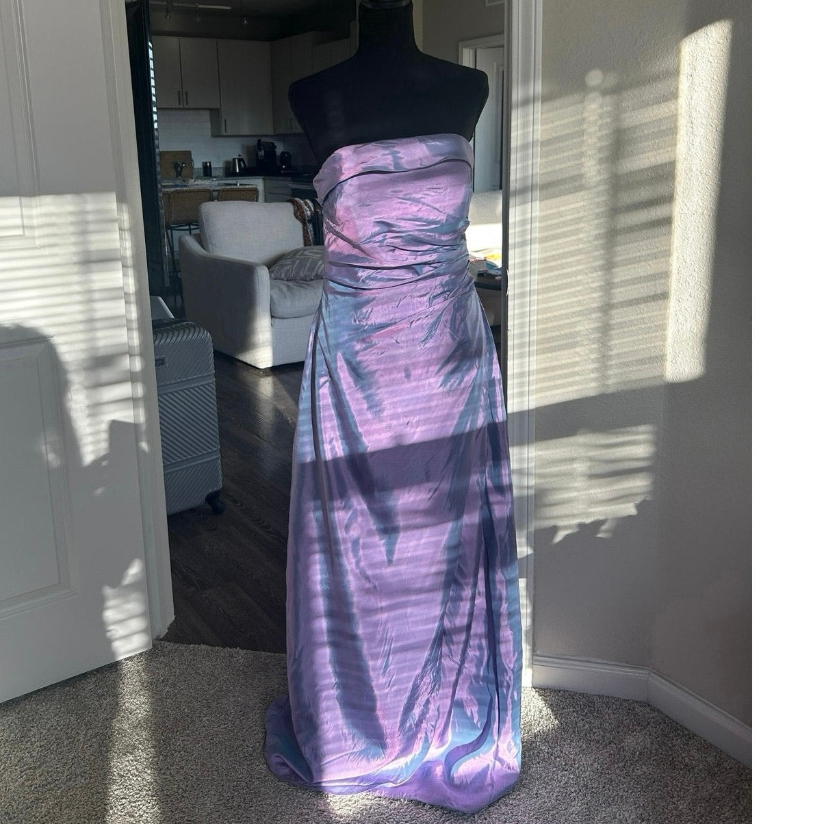 Michelangelo Fit & Flare Midi-Kleid – Skurriler Märchen-Goth