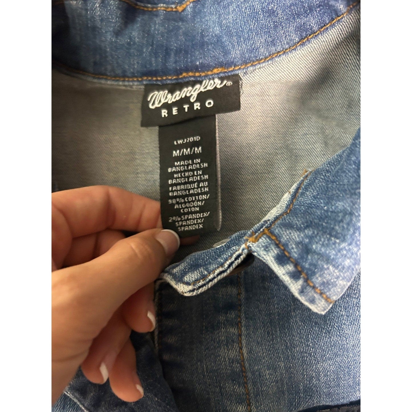 Wrangler Retro Denim trucker Jacket - Size M