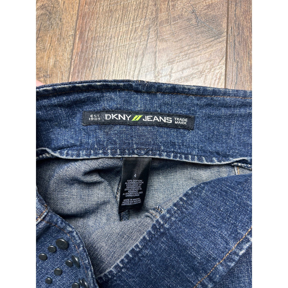 Vintage DKNY Bareback Brazilian Jeans Size 4 Studded Mid Rise 32x31 Y2K Denim